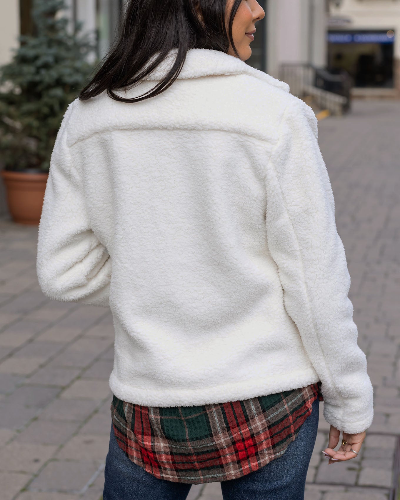 back view of fleece jacket