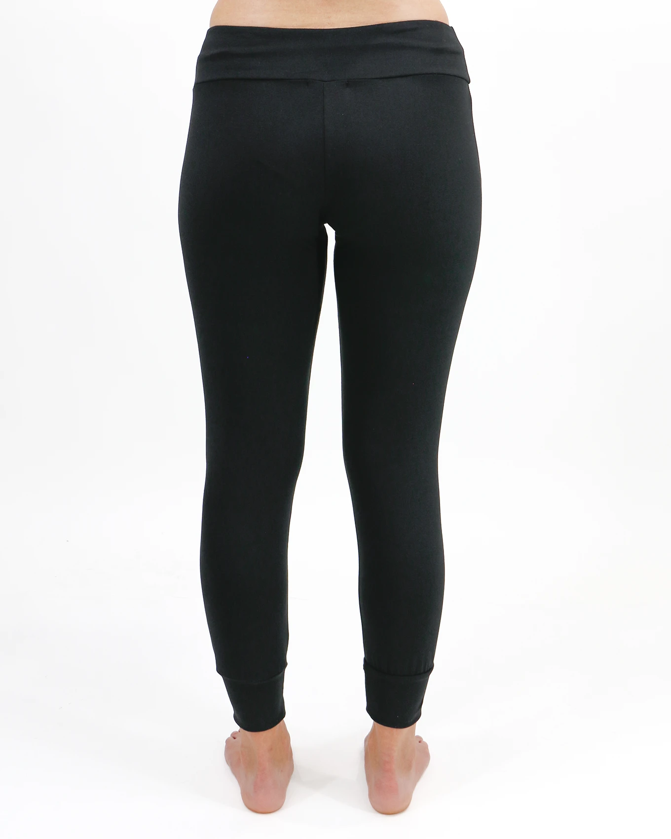 Summer Weight Live-in Loungers in Black