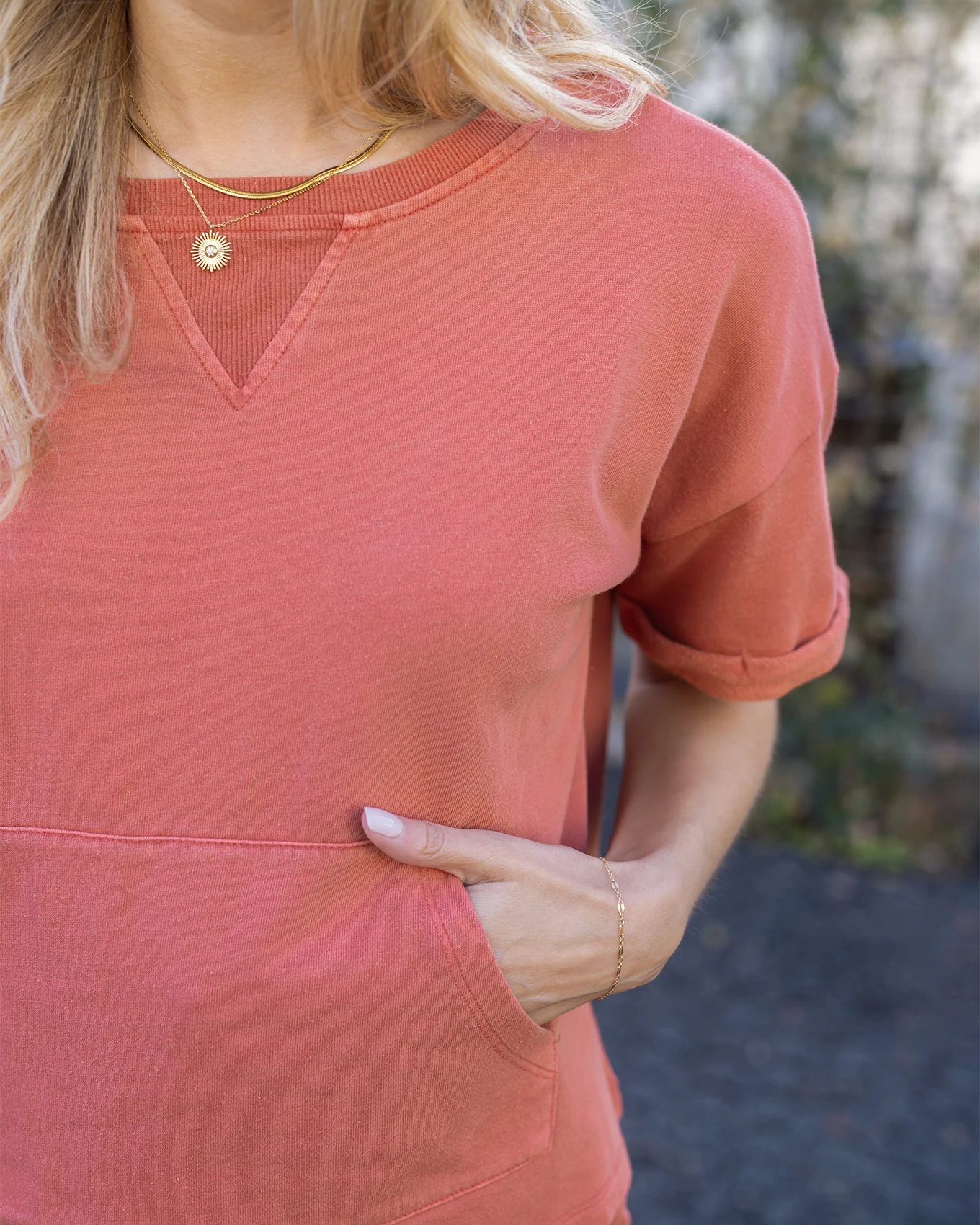 Detail coral crew neck sweatshirt