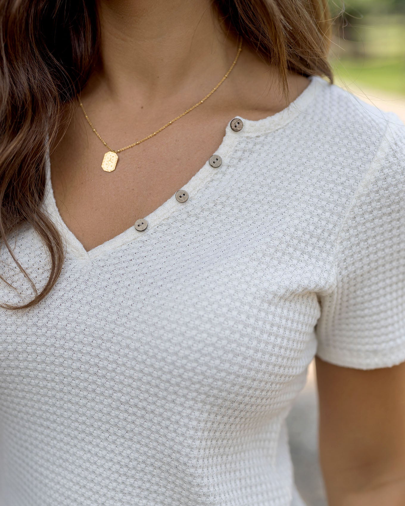 close up of vintage cream waffle tee