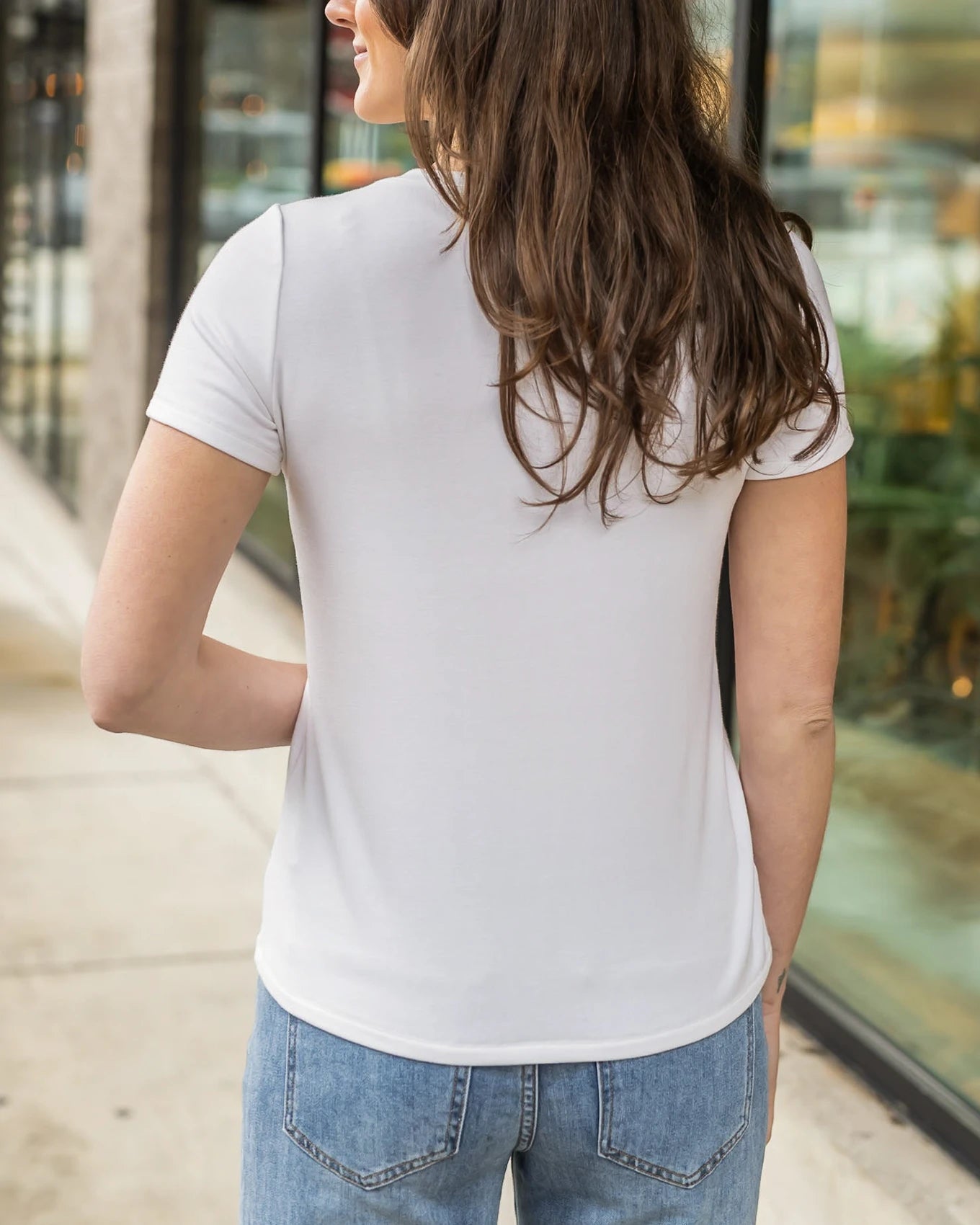 Best Fit V-Neck Tee in Ivory
