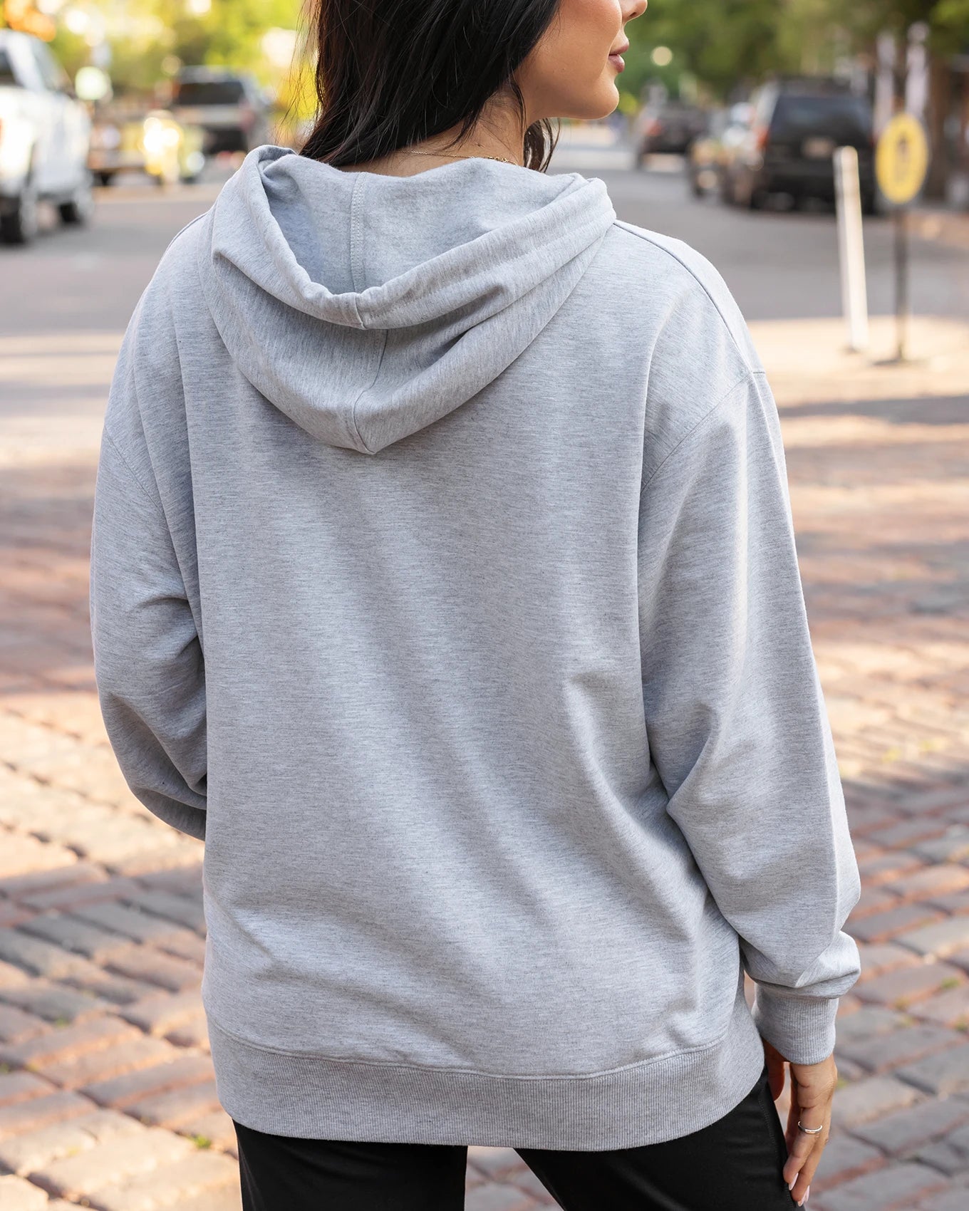 kangaroo pocket hoodie
