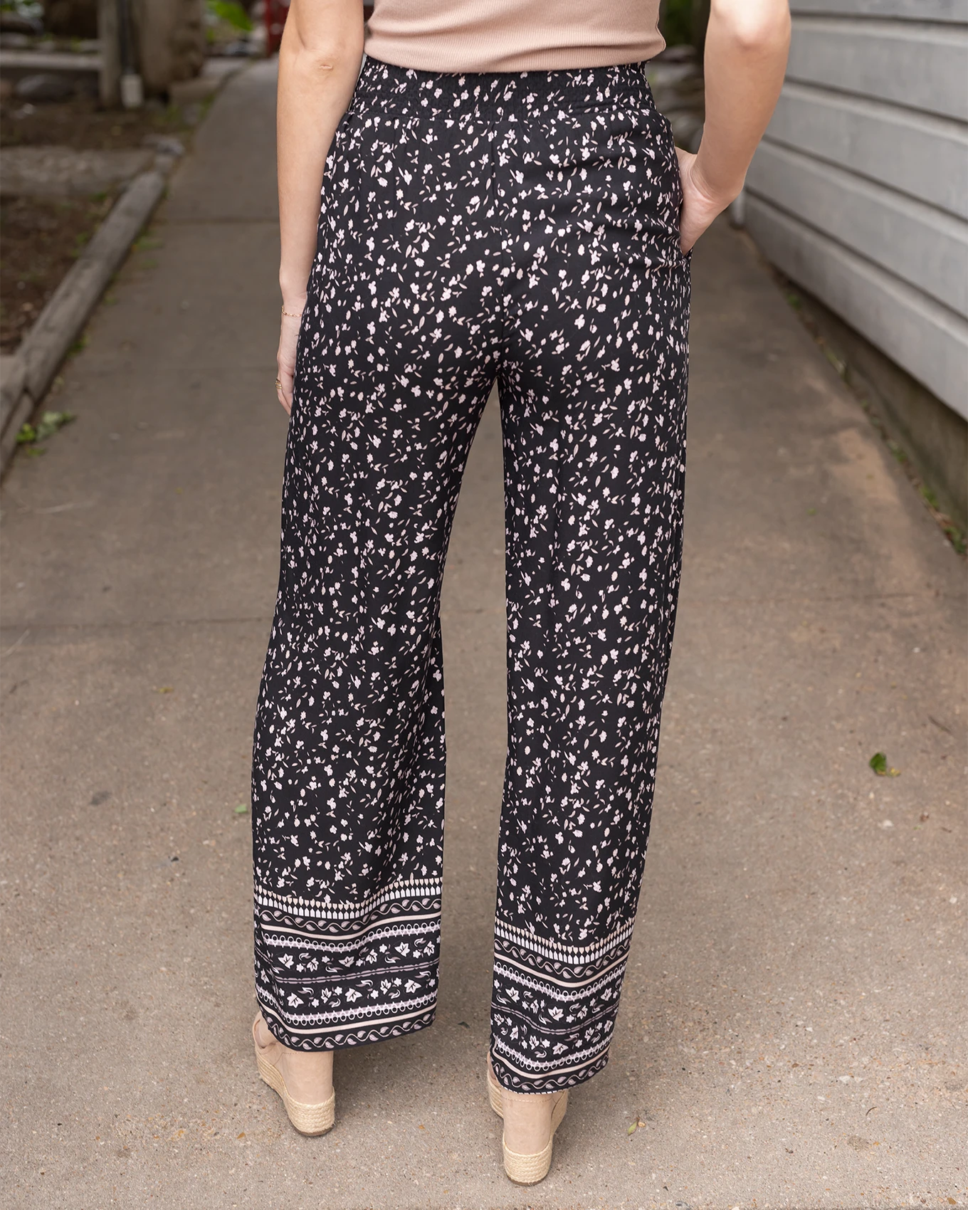 Floral Print Black Wide Leg Pants