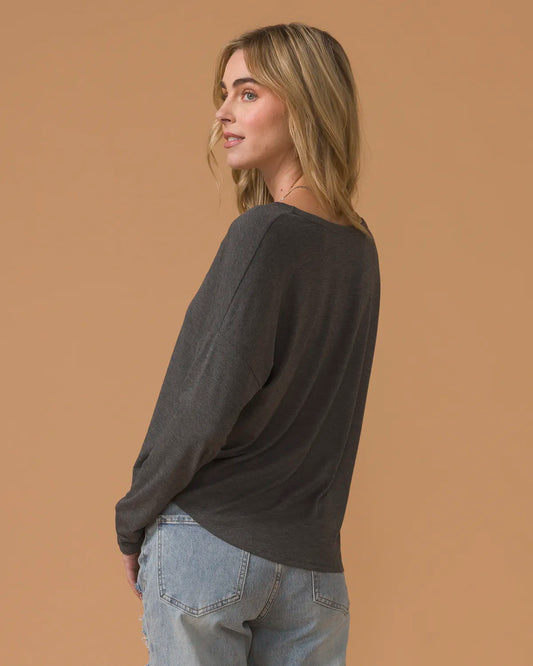 Everyday Essential V-Neck Long Sleeve