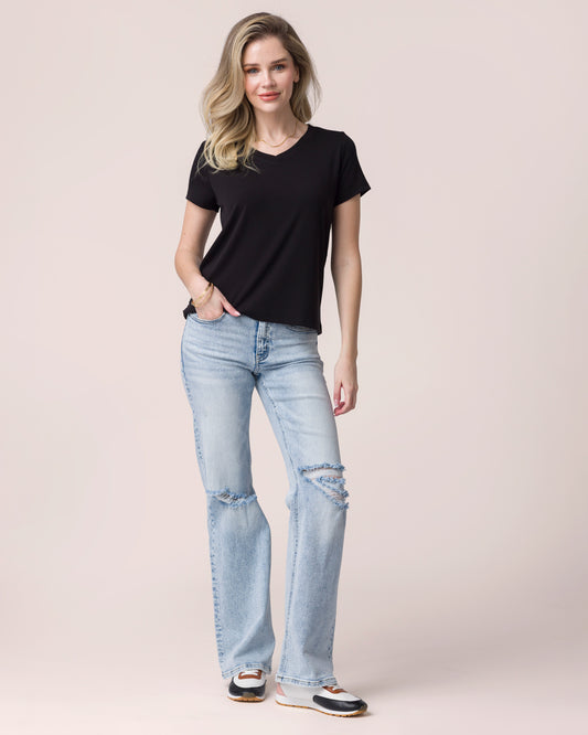 Best Fit V-Neck Tee in Black