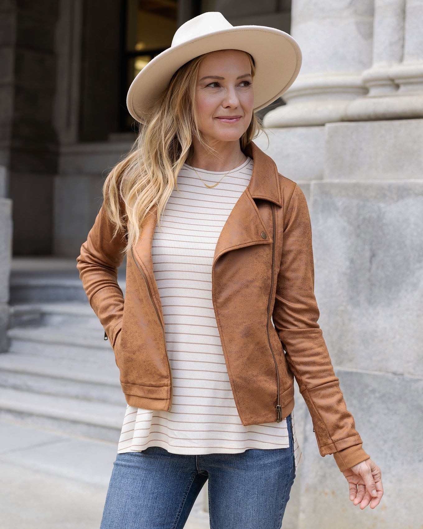 close up view of natural stripe long sleeve tunic tee