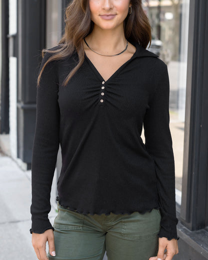 front view of macy day ribbed top in black
