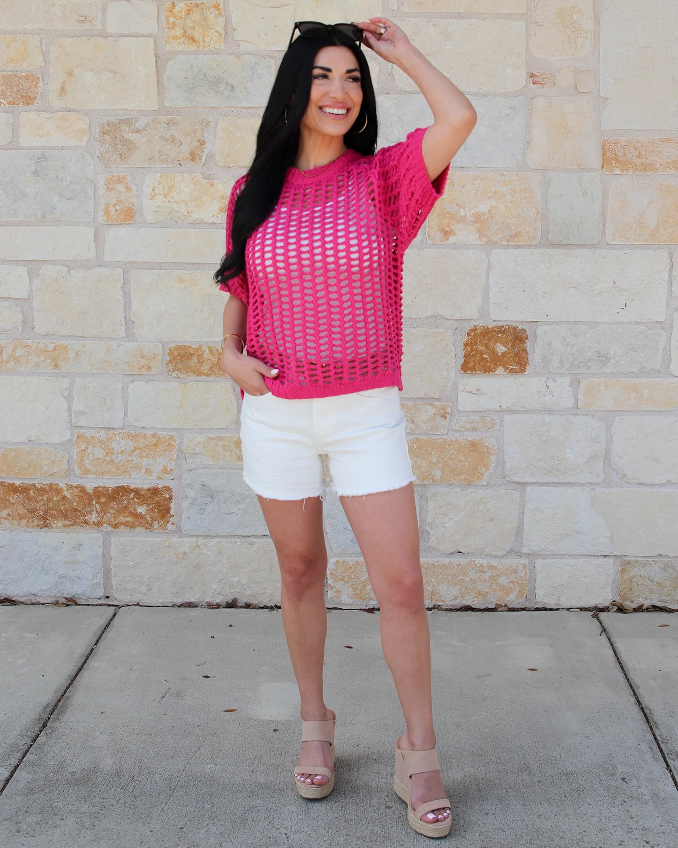 pink top