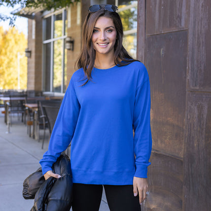 blue t shirt