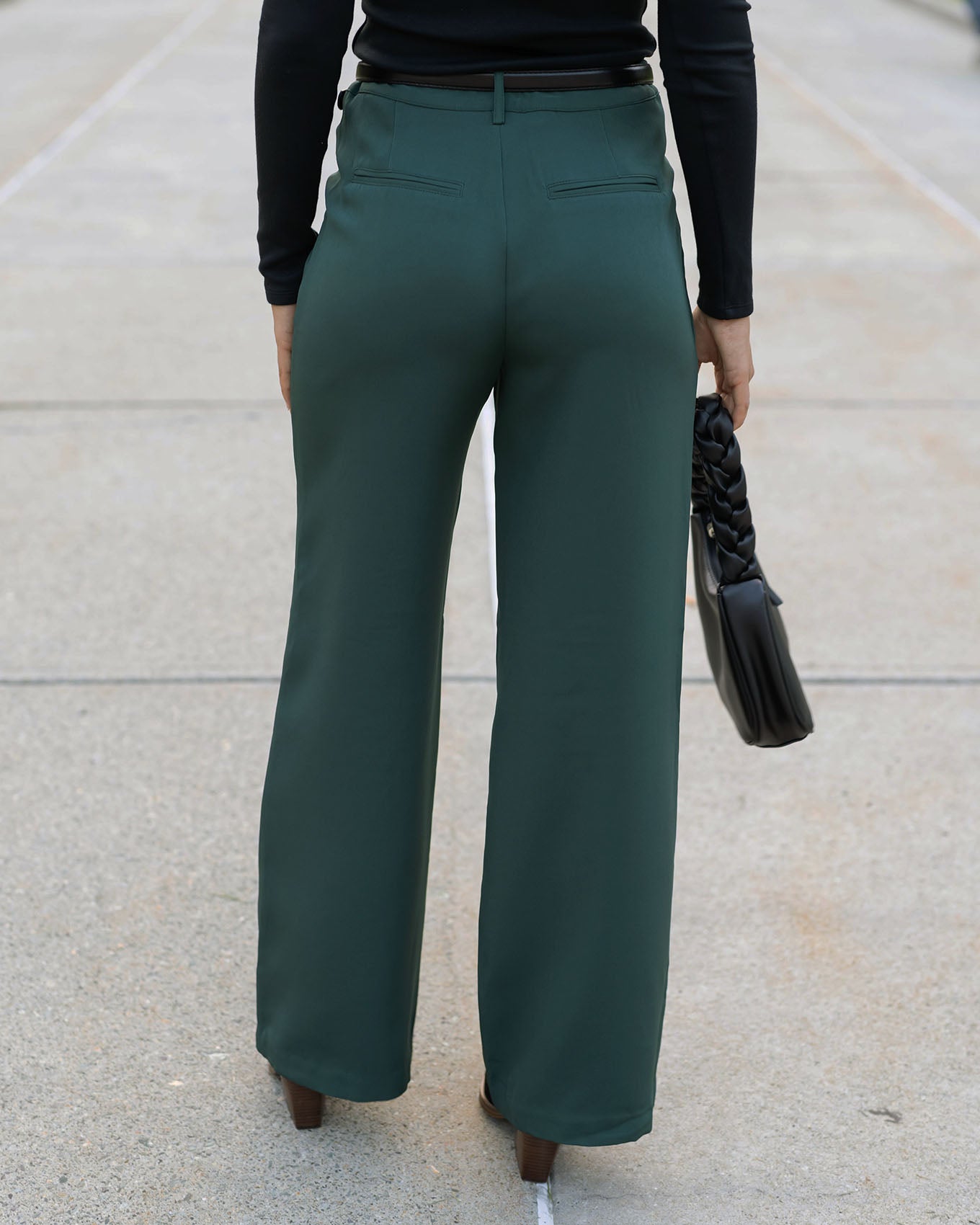 back view pocketed wide leg pants in everest
