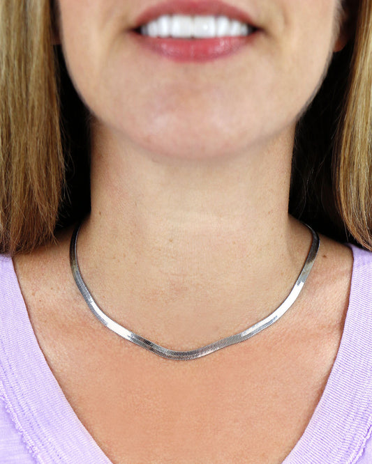 Snake Chain Necklace in Silver