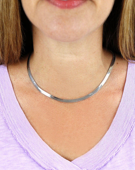 Snake Chain Necklace in Silver