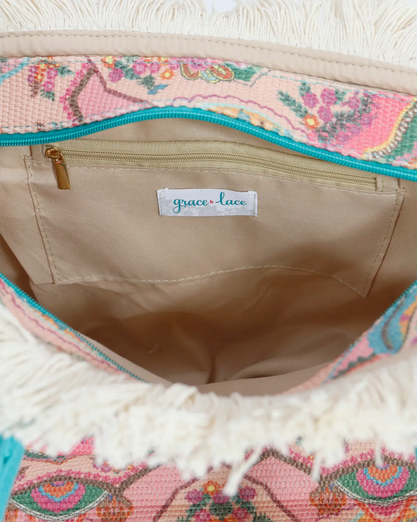Summer Fringe Tote in Tapestry