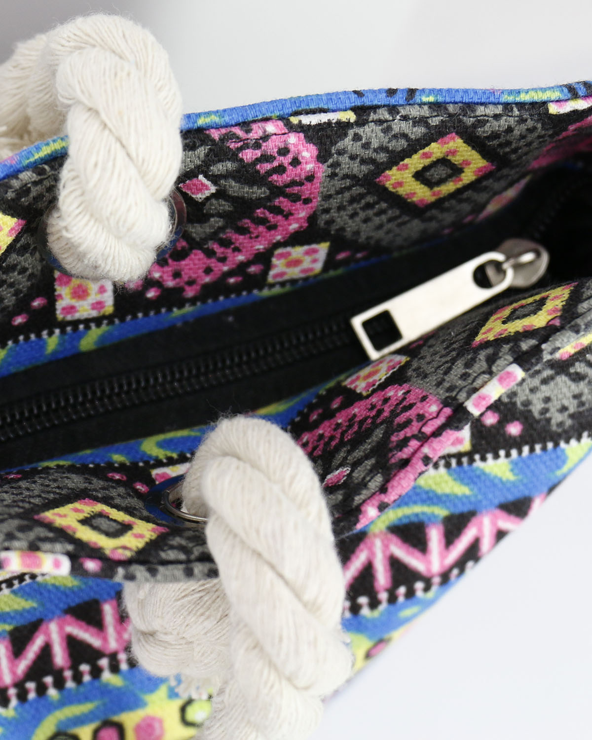 Summer Tote Bag Jewel Mandala Zipper Close Up