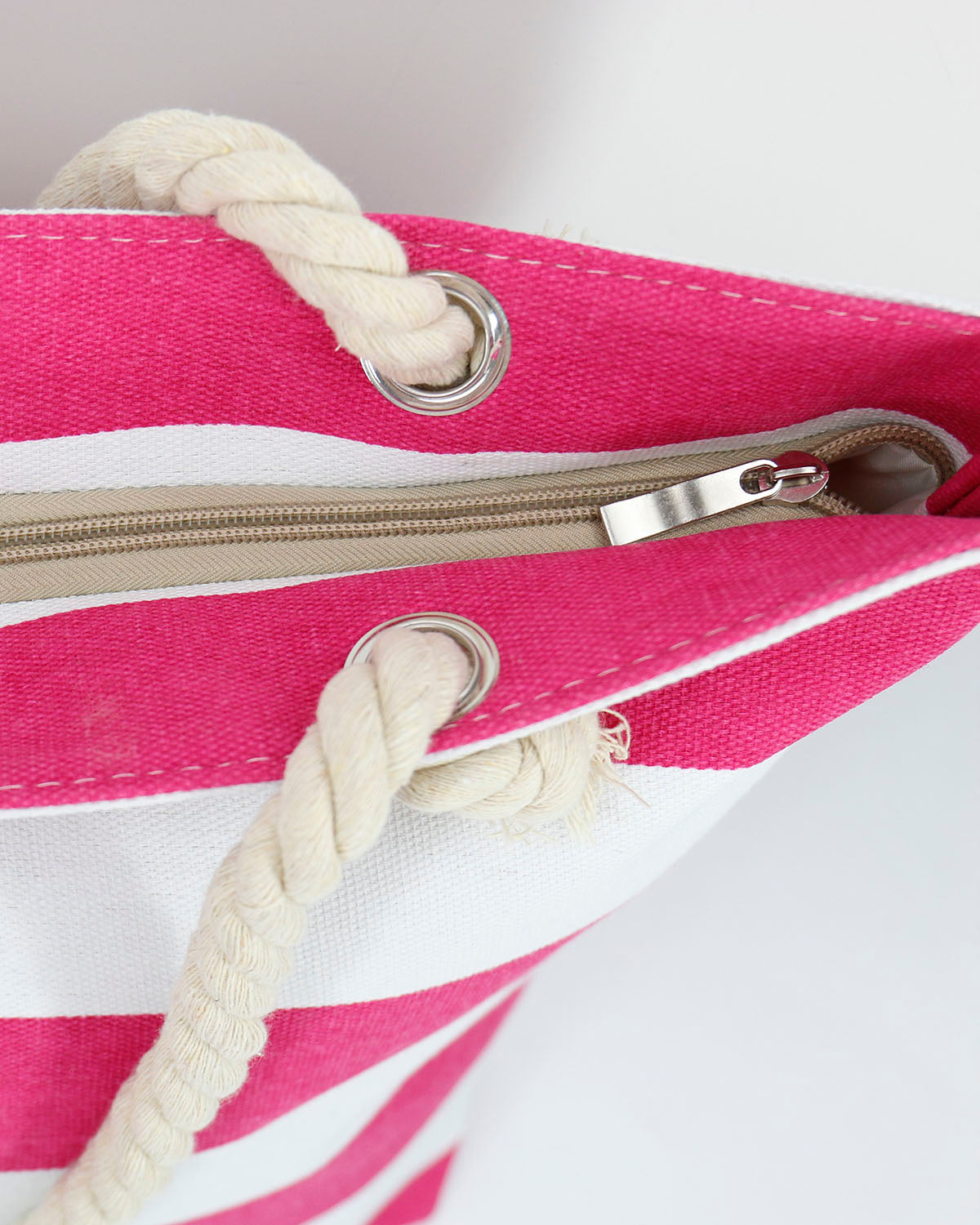 https://www.graceandlace.com/cdn/shop/files/SummerTote-PinkWhiteStripe-5.jpg?v=1687184735&width=1445