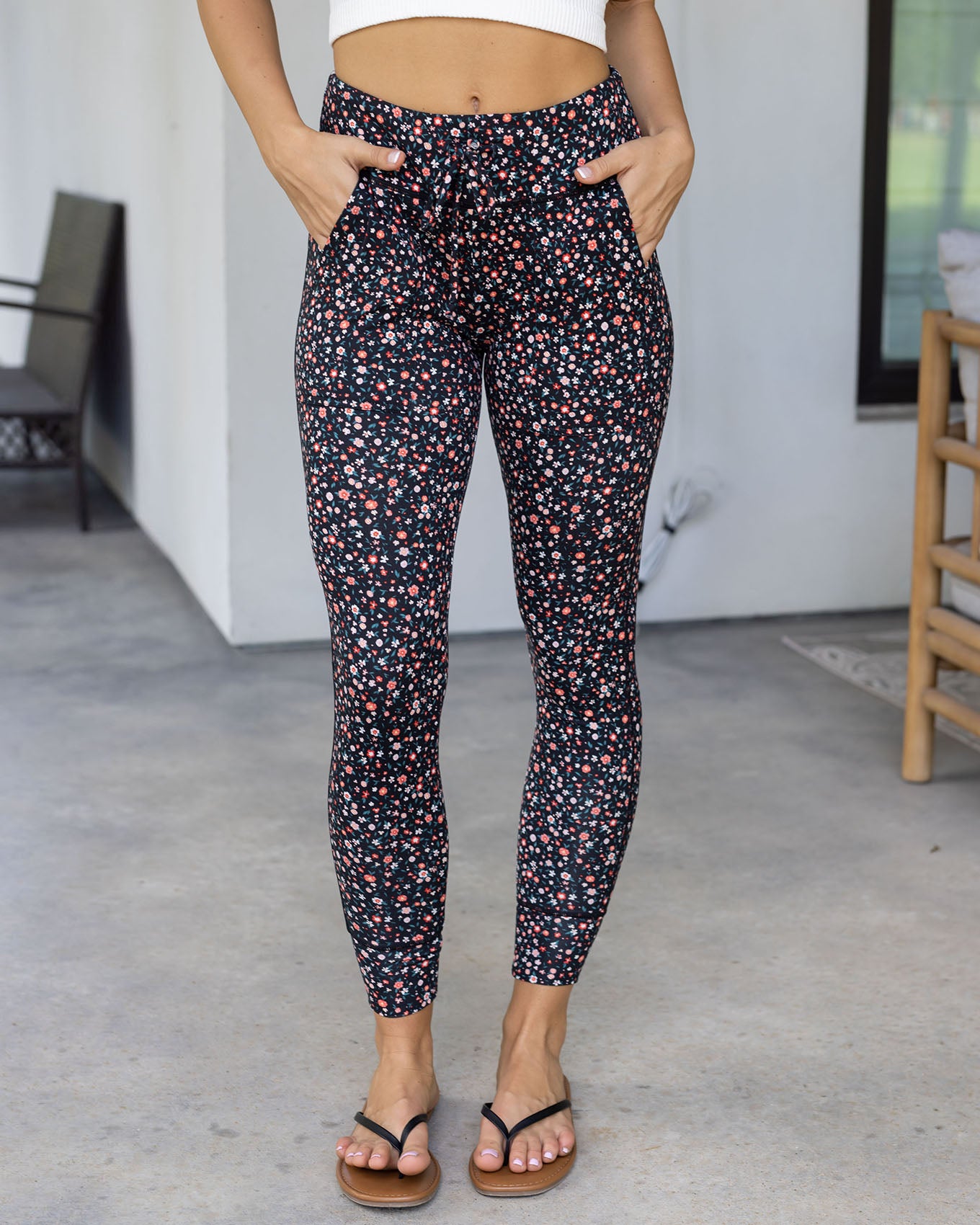 Lounge Leggings Black Mini Floral Front 