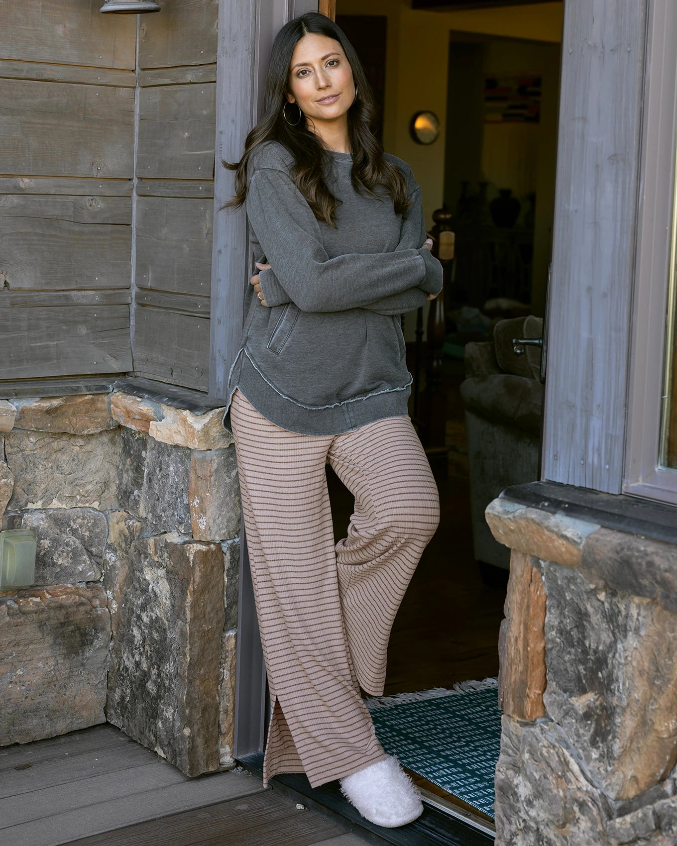 sweatshirt with pockets