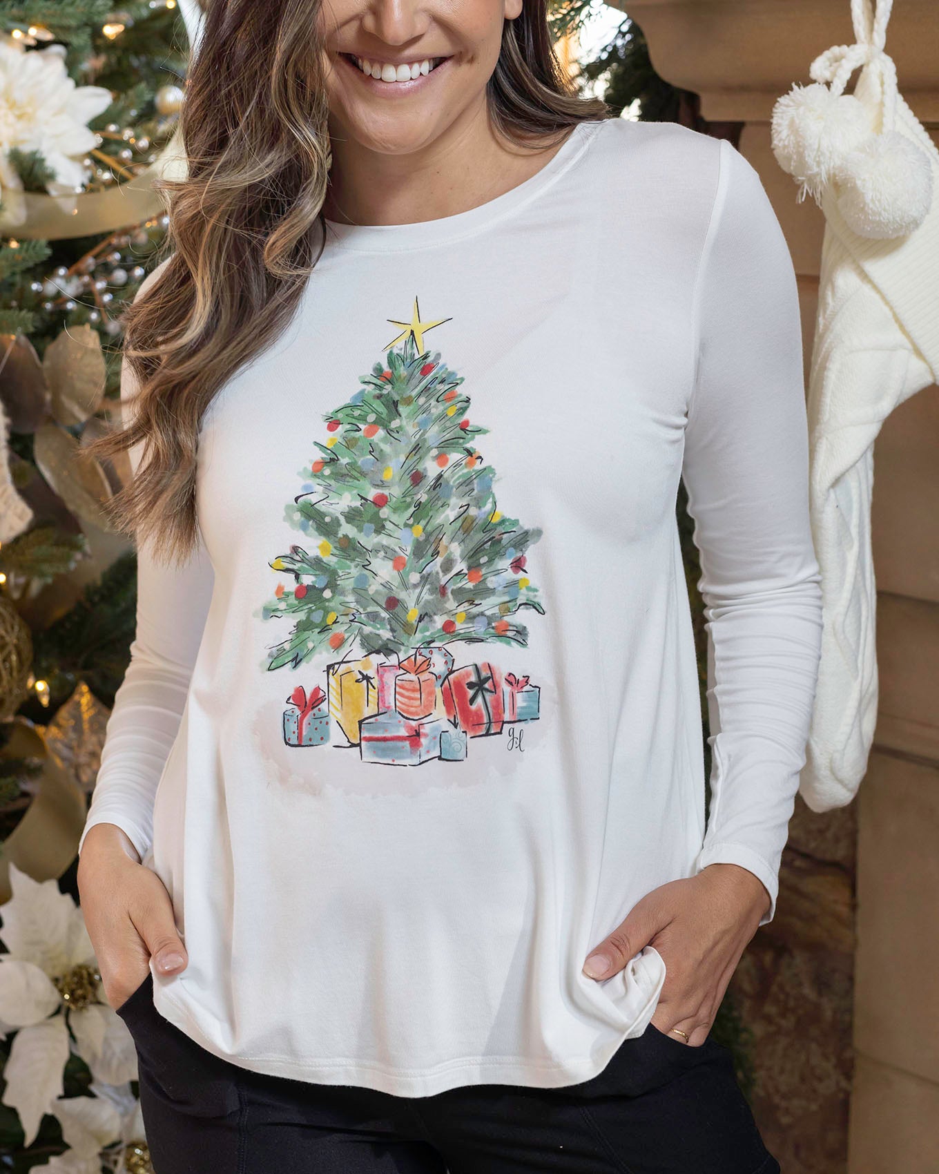 Long Sleeve Perfect Crew Neck Graphic Tee - Watercolor Christmas Tree -  Grace and Lace