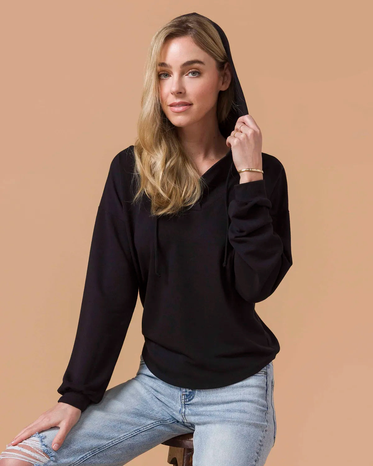 Pullover V-Neck Drawstring Hoodie - Black