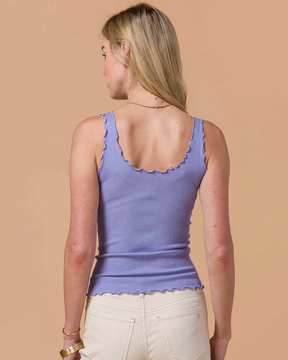 Scalloped Edge Ribbed Brami Tank in Lilac