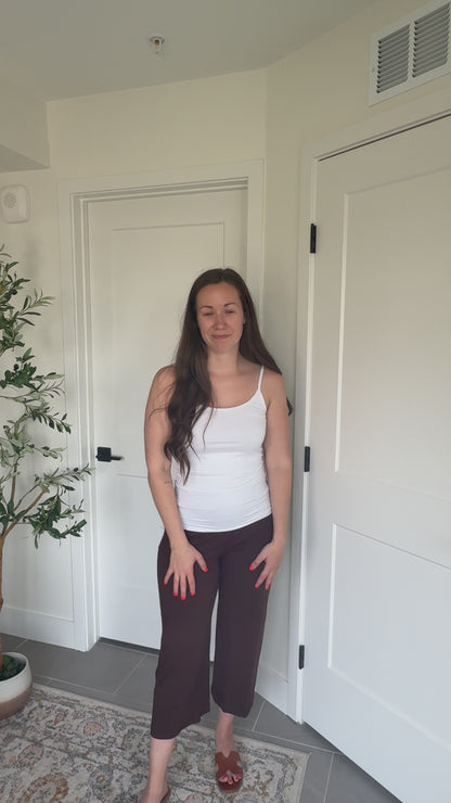 Try-on video of a model wearing the Weekend Ease Cropped Pant in Brown.