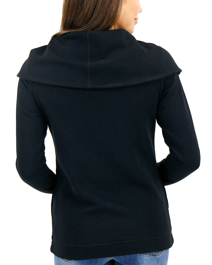Fleece Wrap Up in Black