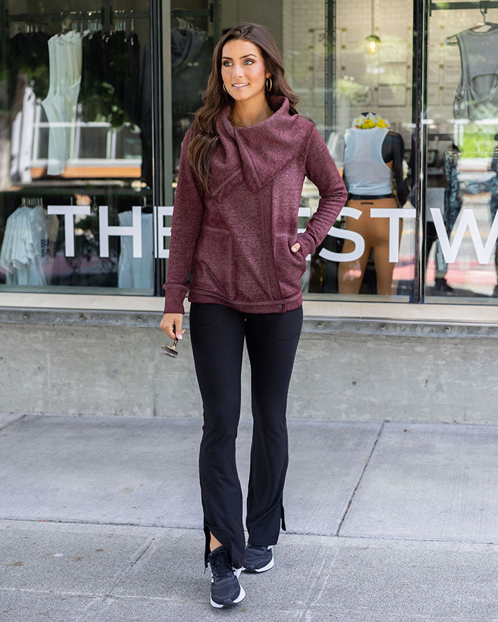 Fleece Wrap Up in Washed Wine