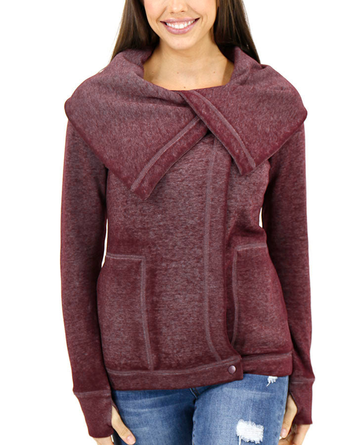 Fleece Wrap Up in Washed Wine