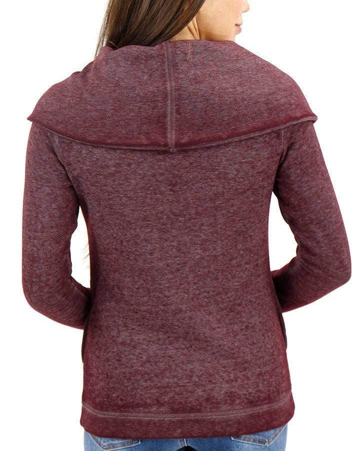 Fleece Wrap Up in Washed Wine