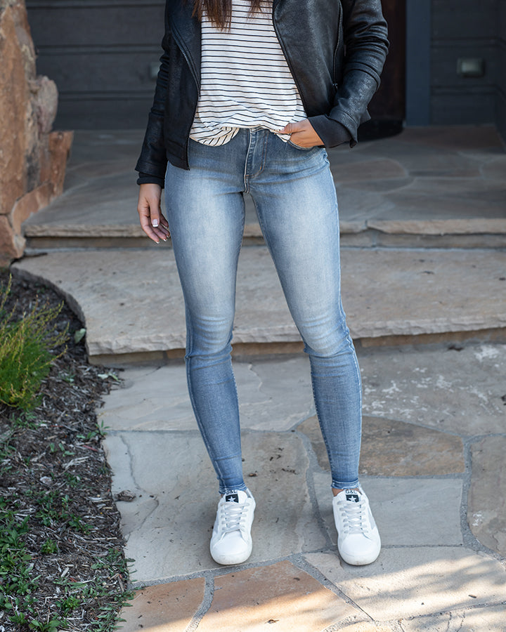 Mid-Rise Non Distressed Jeggings - FINAL SALE