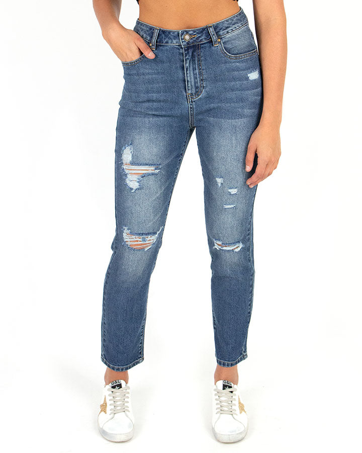 Boyfriend Jeans vs Mom Jeans, 5 comparisons by brand