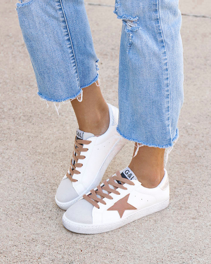 Star Sneaker in White Neutral